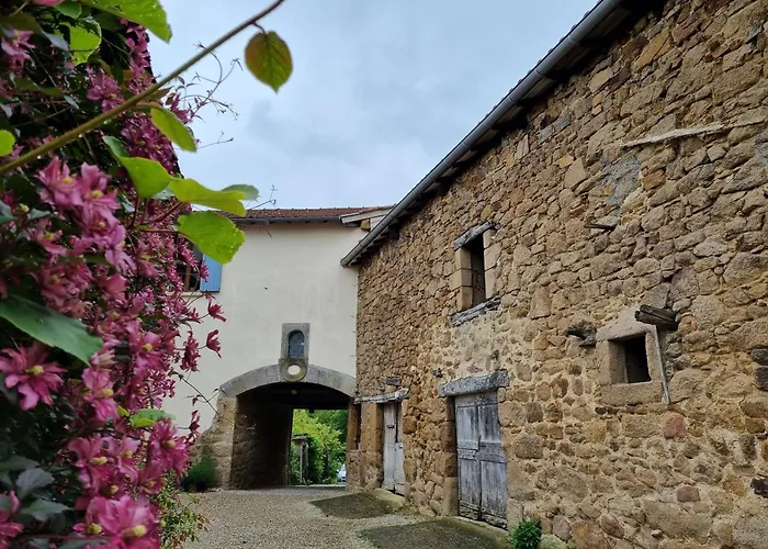 Grand T2 Pour Curistes A Duc Manoir * Aubin (Aveyron)